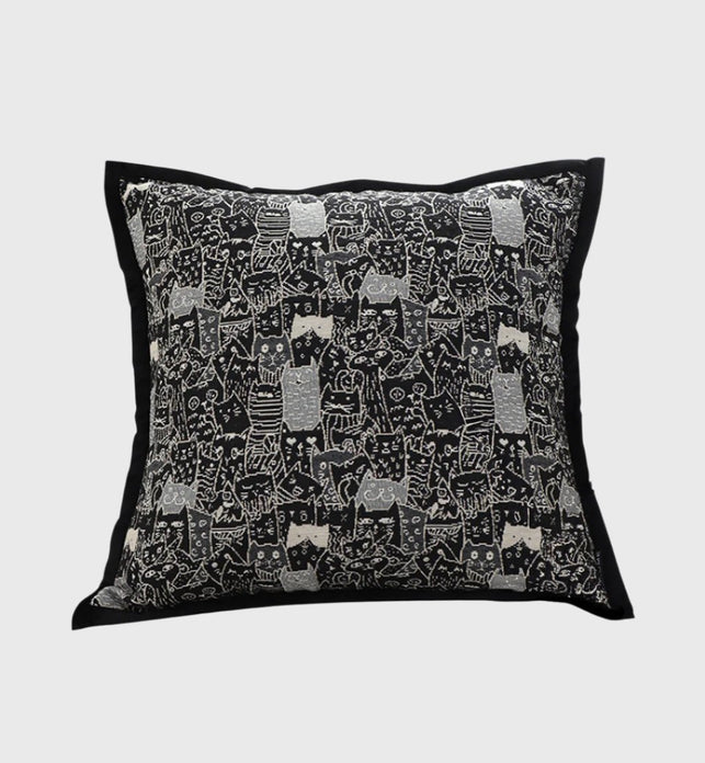 45cm Throw Pillow Black Cat Paradise