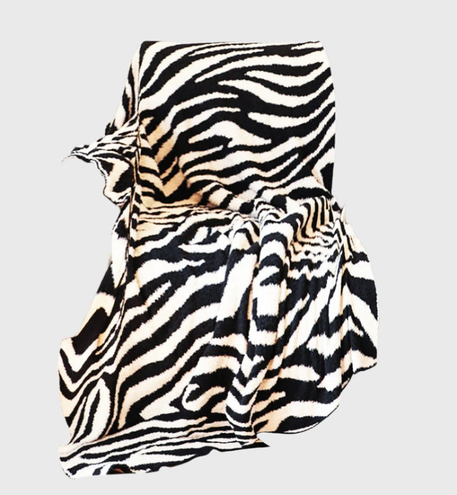 SOGA 130x170cm Throw Blanket Black and White Soft Zebra Print Half Fleece