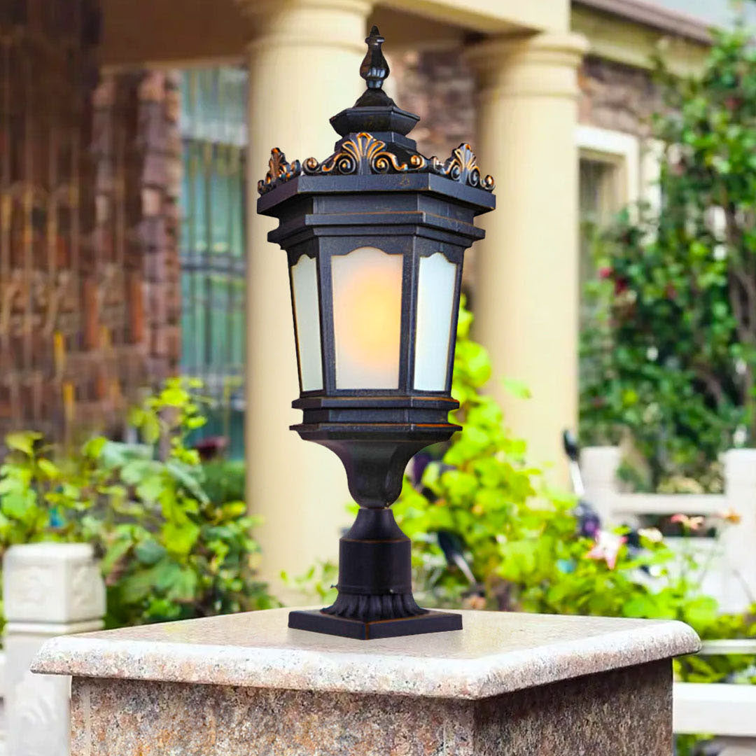 72cm Lantern Stand Elegant Aluminum & Glass Outdoor Light