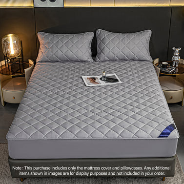 153cm Grey Wide Cross-Hatch Mattress Cover