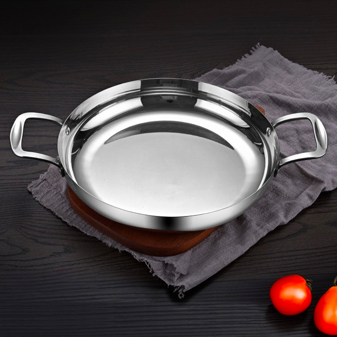 24cm Flat Base Seafood Dry Pot in Elegant Silver Finish for Kitchen Essential