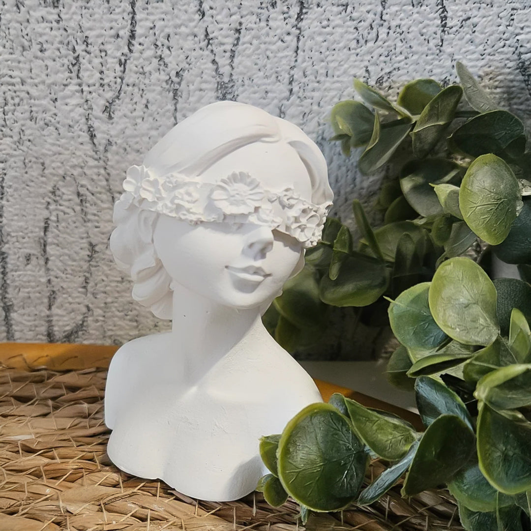 SOGA 36cm White Resin Sculpture Blindfold Lady Bust Design for Home Décor