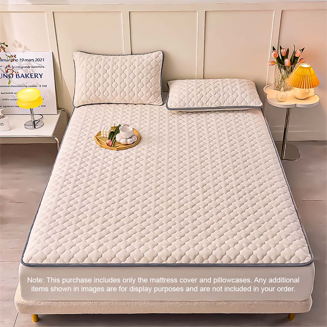 138cm Beige Wide Mattress Cover Clover Design