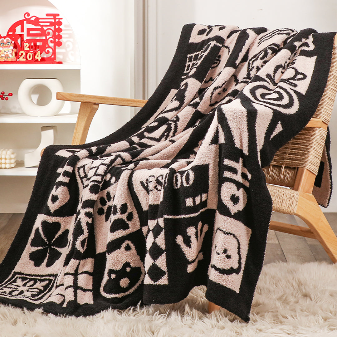 130x160cm Throw Blanket  Black and White