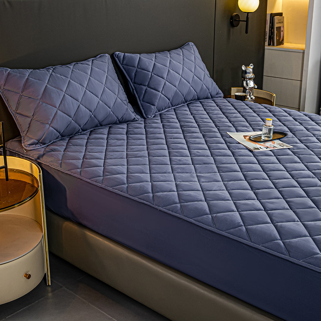 183cm Blue Wide Cross-Hatch Mattress Cover