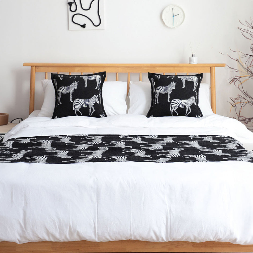 1.5m Bed Light Luxury Black Zebra Vintage Bed Scarf Runner Bedding Tail Pad Flag For Home Hotel Set of 3