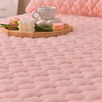 153cm Pink Wide Mattress Cover Clover Design