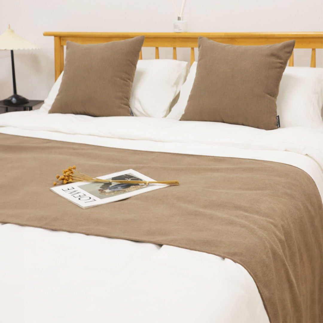 1.8m Bed Light Brown Vintage Scarf Runner Bedding Tail Pad Flag Set of 3
