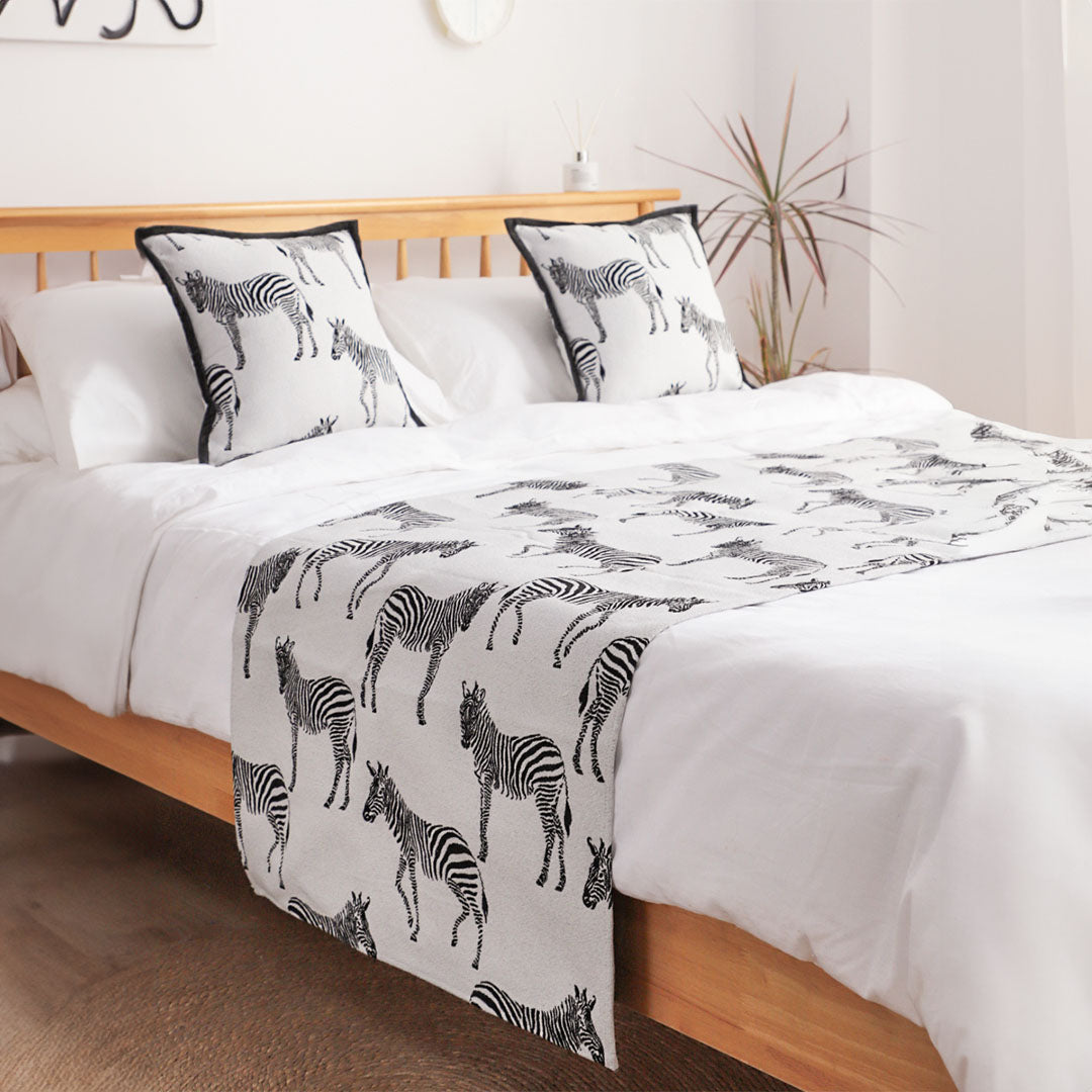 1.5m Bed Light Luxury Zebra Vintage Bed Scarf Runner Bedding Tail Pad Flag For Home Hotel Set of 3