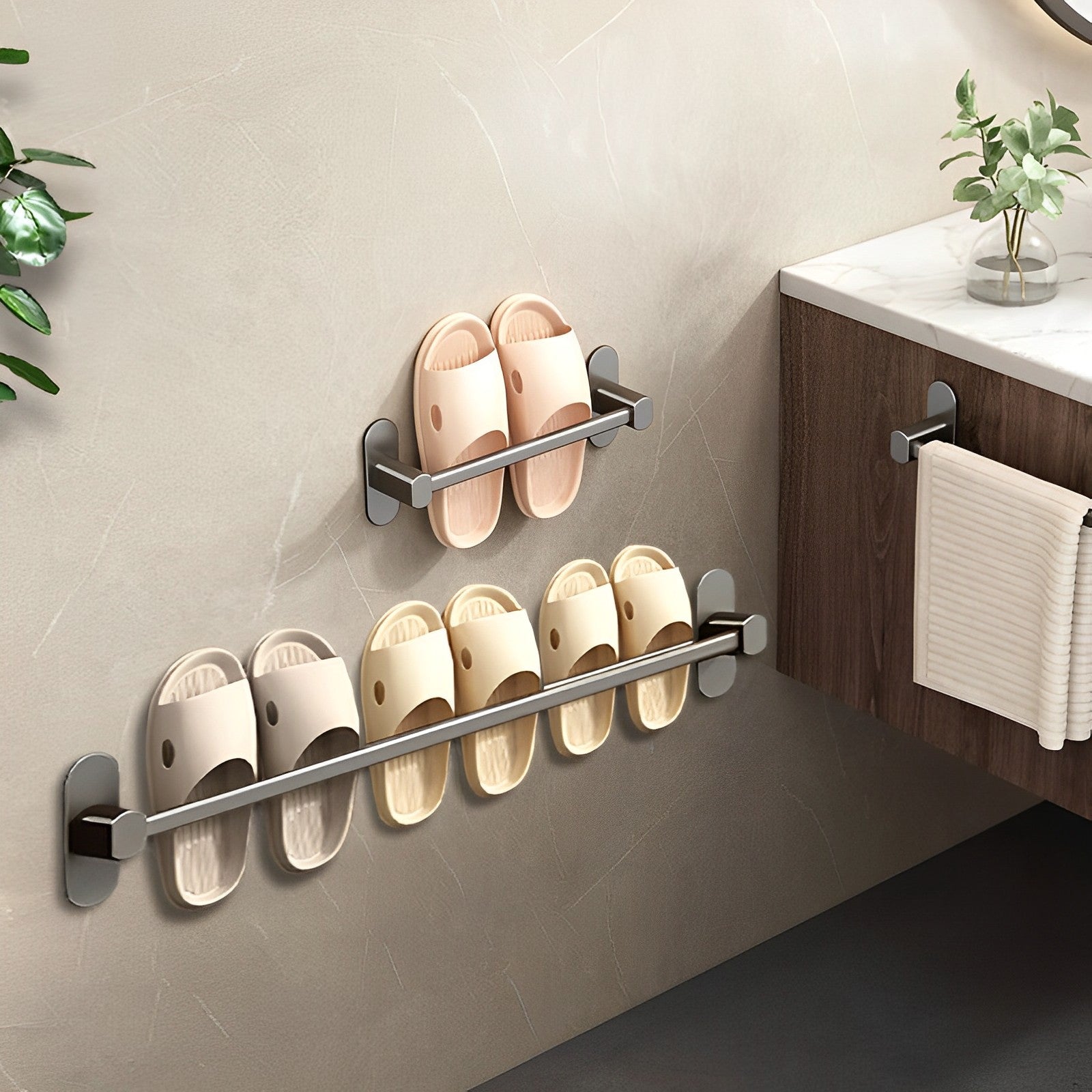 69cm Wall-Mounted Slipper Rack