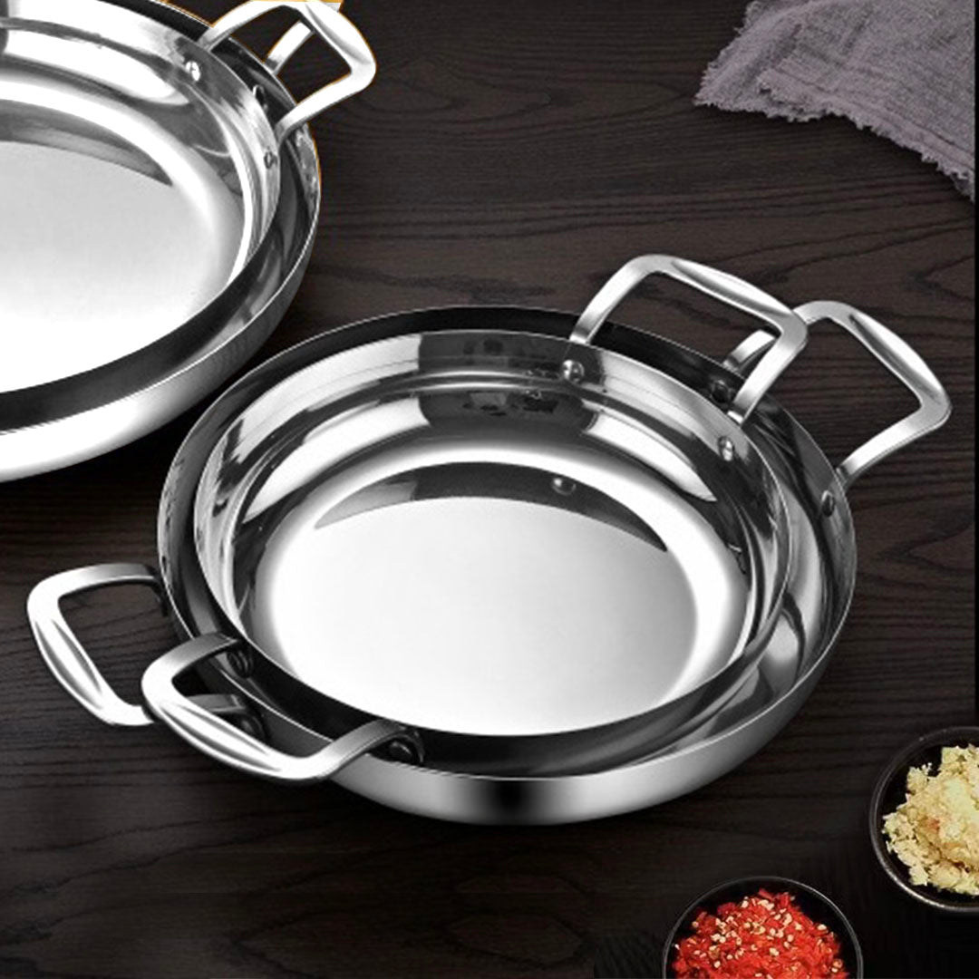 24cm Flat Base Seafood Dry Pot in Elegant Silver Finish for Kitchen Essential