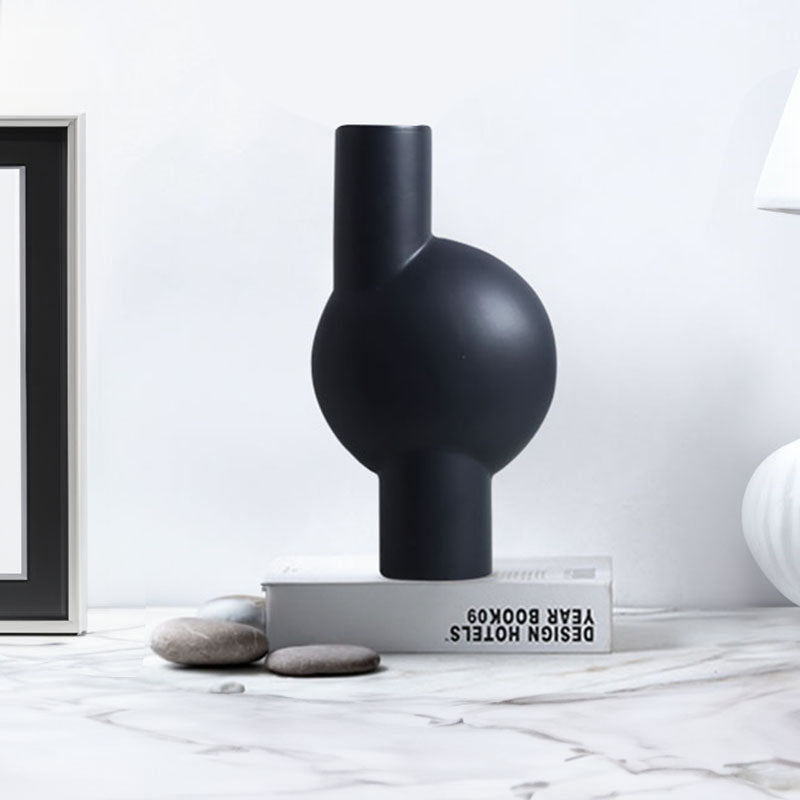 17x32cm Medium Ornament a modern abstract vase