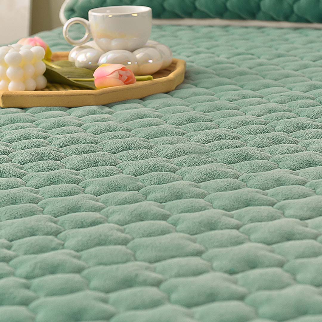 153cm Green Wide Mattress Cover  Clover Design