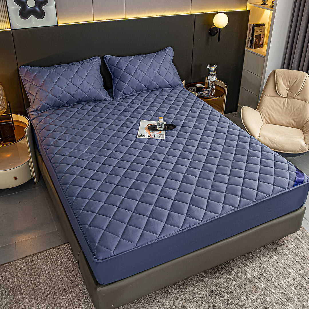 183cm Blue Wide Cross-Hatch Mattress Cover