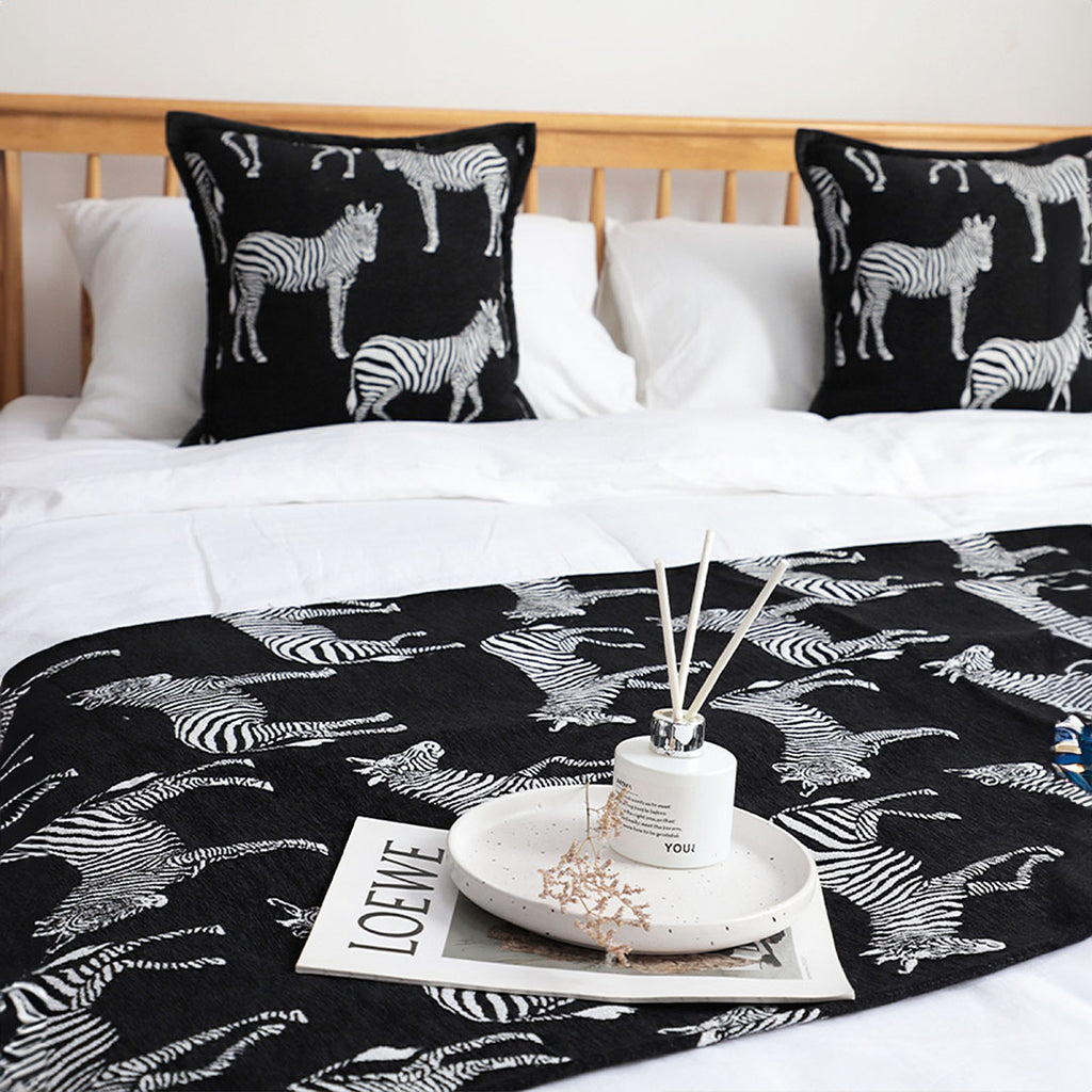 1.5m Bed Light Luxury Black Zebra Vintage Bed Scarf Runner Bedding Tail Pad Flag For Home Hotel Set of 3