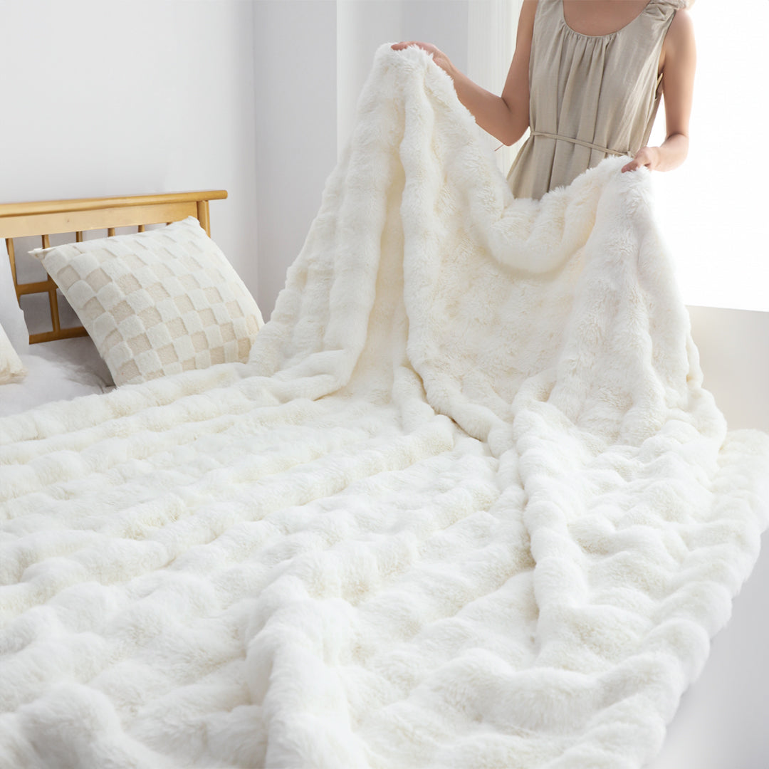 SOGA 160X200cm Throw Blanket  White Double Layer Rabbit Fur Cozy