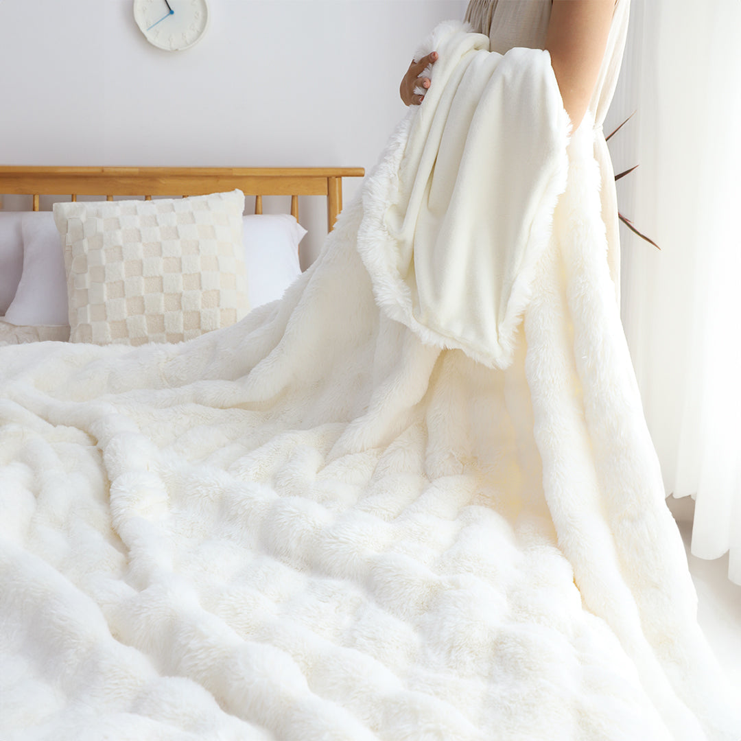 SOGA 160X200cm Throw Blanket  White Double Layer Rabbit Fur Cozy