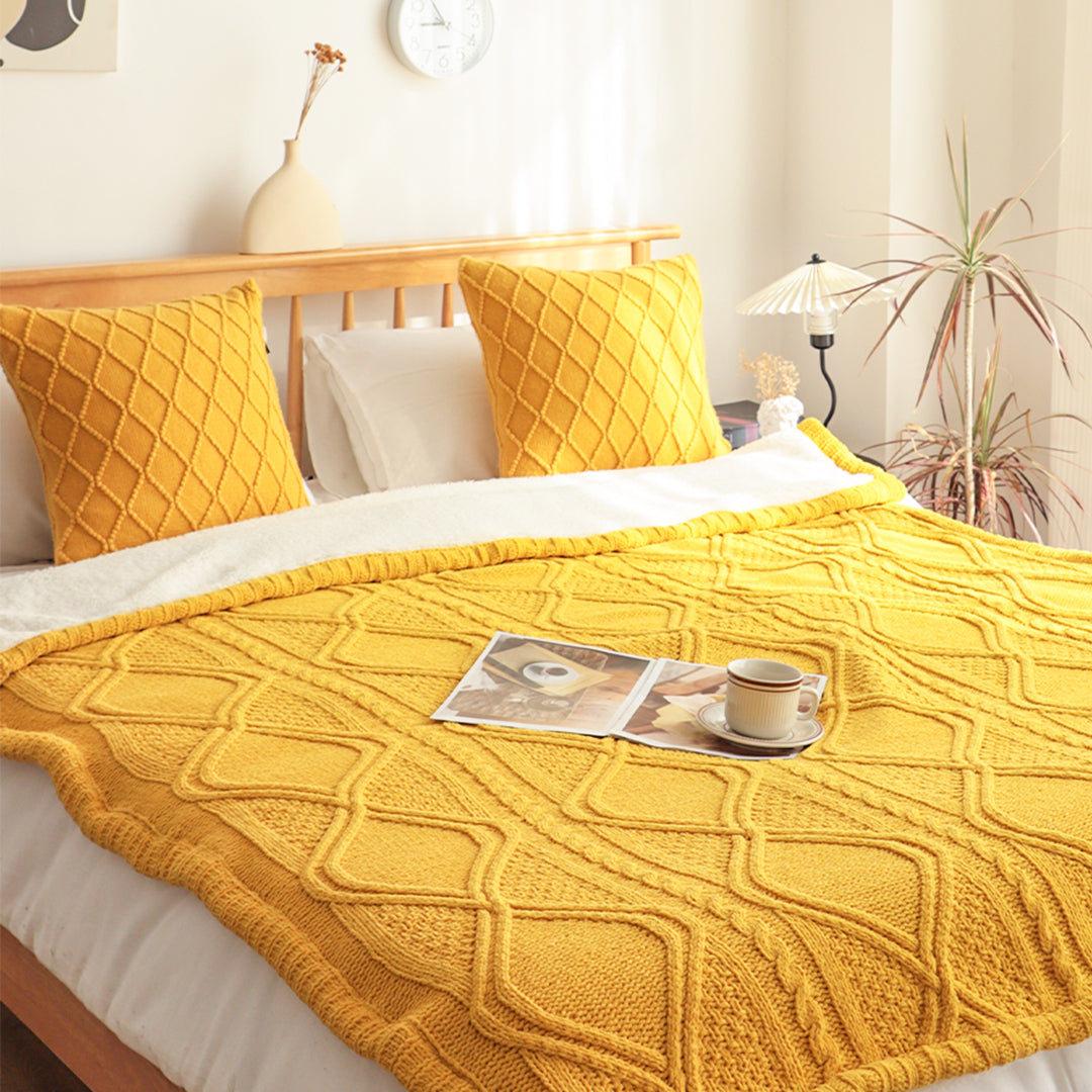 SOGA 200x230cm Throw Blanket Yellow and White Chenille Fleece Knitted Fabric