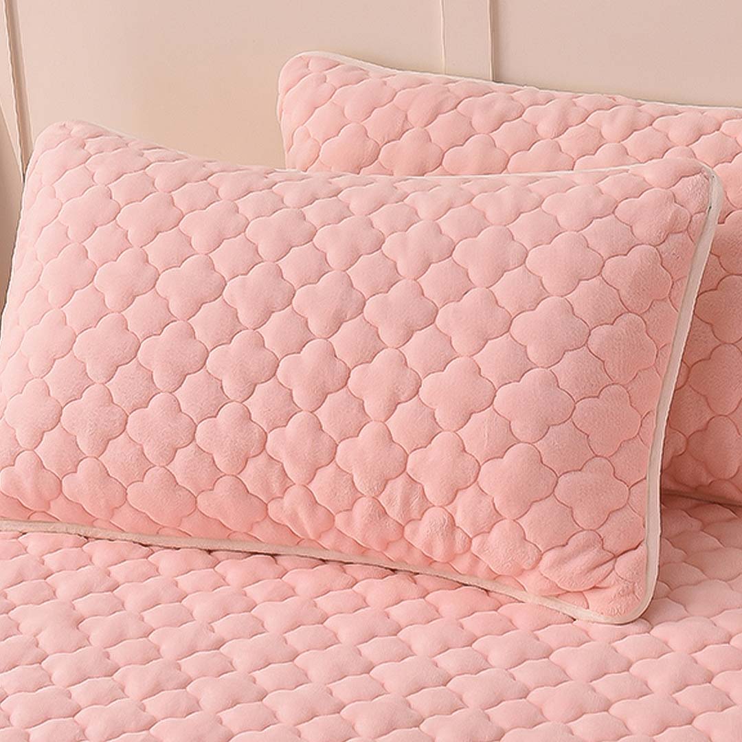 183cm Pink Wide Mattress Cover  Clover Design