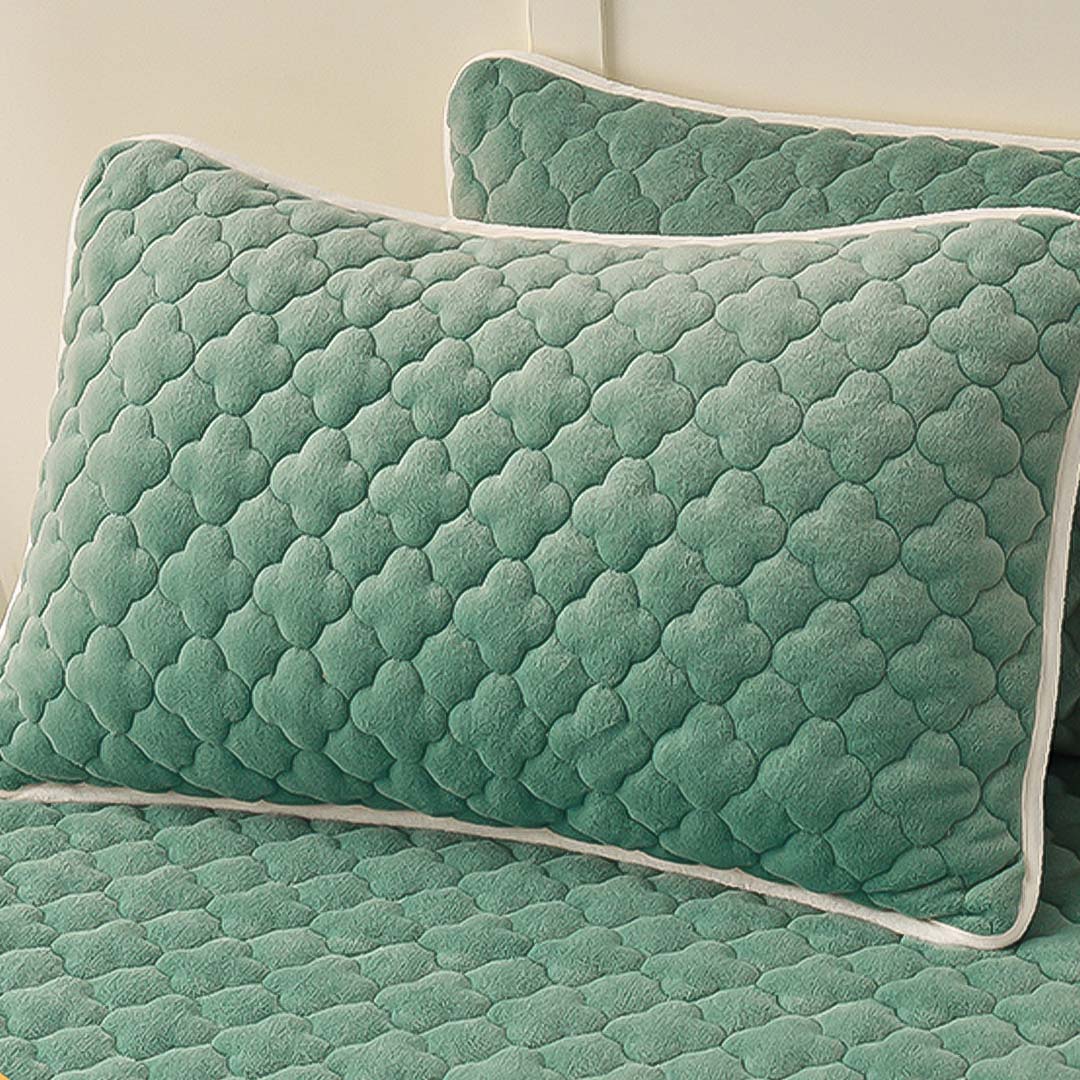 183cm Green Wide Mattress Cover Clover Design