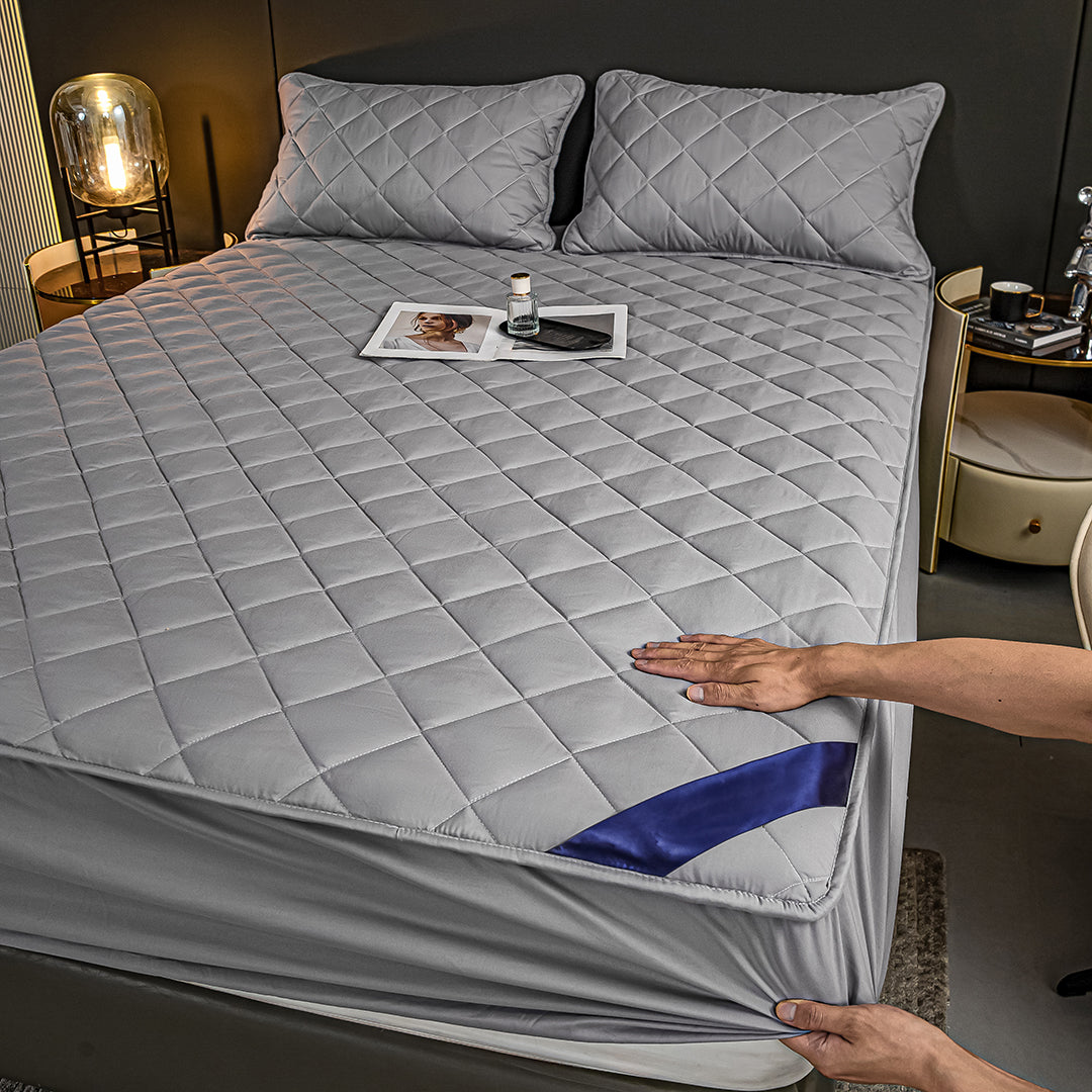 138cm Grey Wide Cross-Hatch Mattress Cover