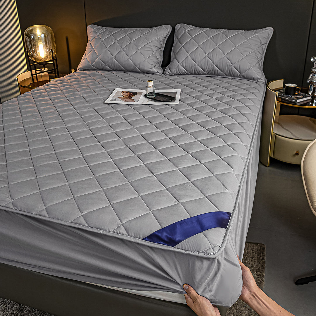 138cm Grey Wide Cross-Hatch Mattress Cover