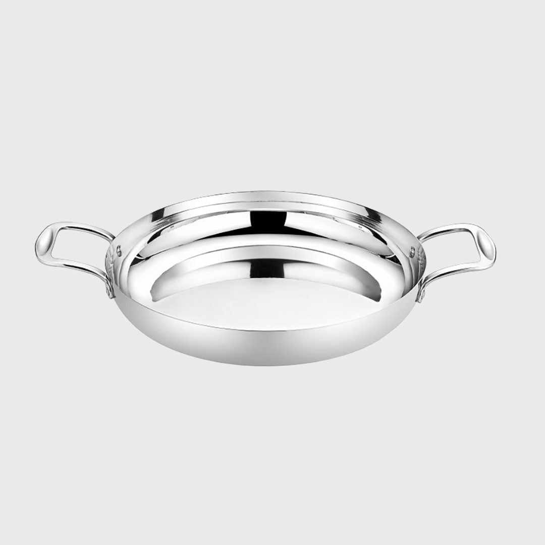 24cm Flat Base Seafood Dry Pot in Elegant Silver Finish for Kitchen Essential