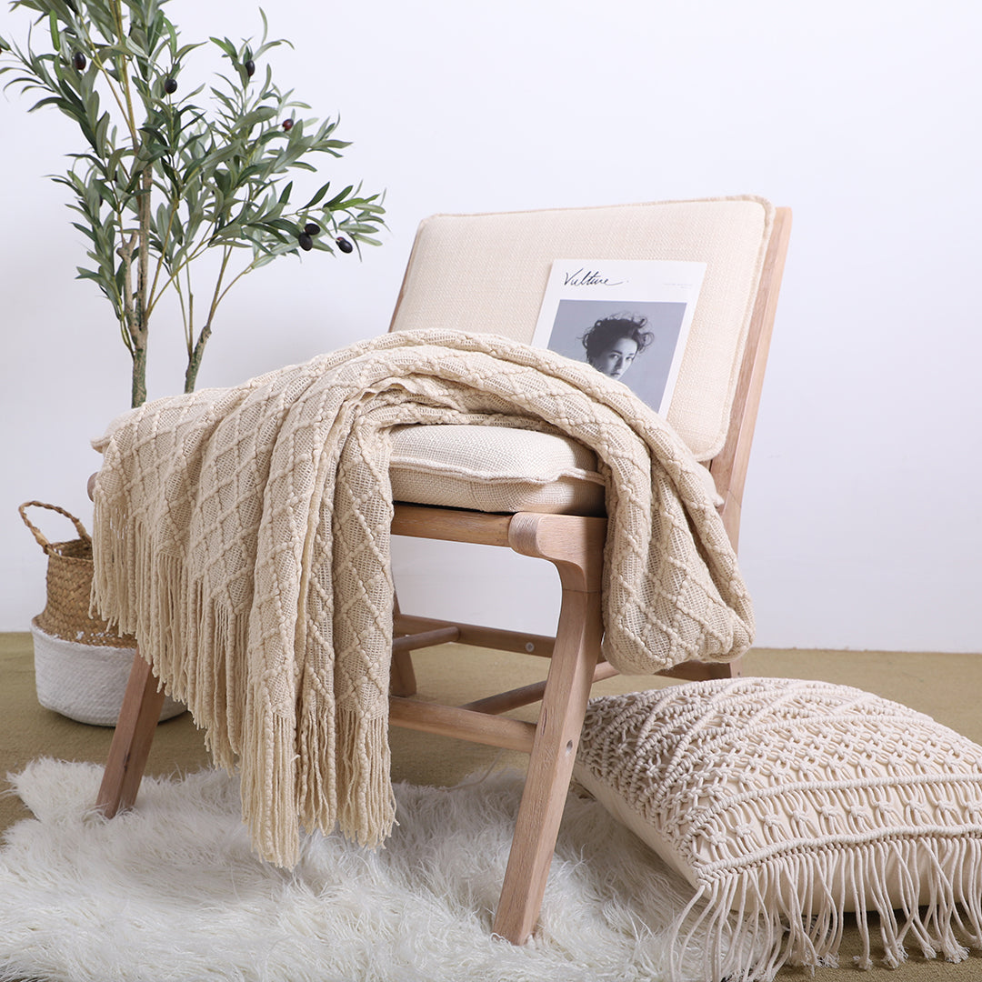 Beige Diamond Pattern Throw Blanket