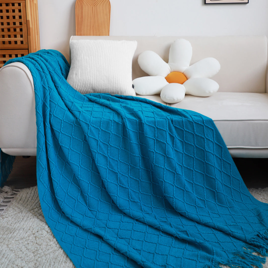 Blue Diamond Pattern Knitted Throw Blanket