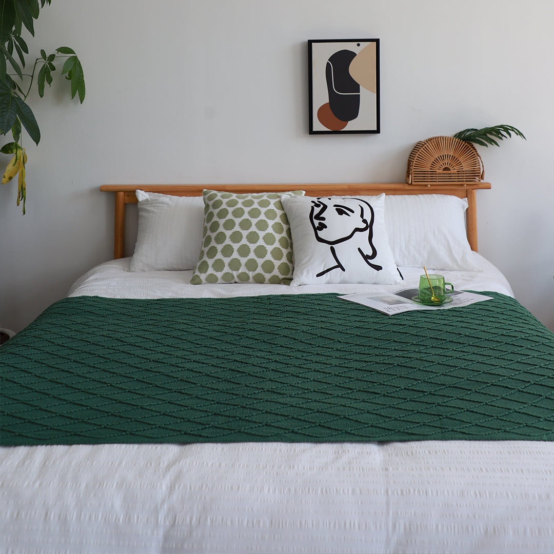 Green Diamond Pattern Knitted Throw Blanket