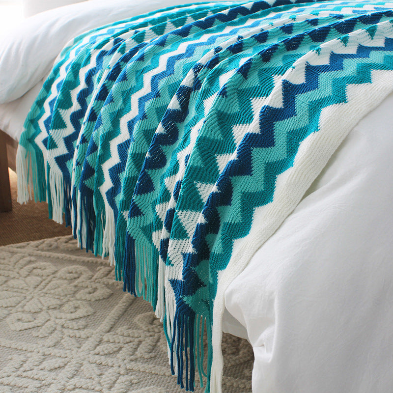 170cm Blue Acrylic Zigzag Throw Blanket