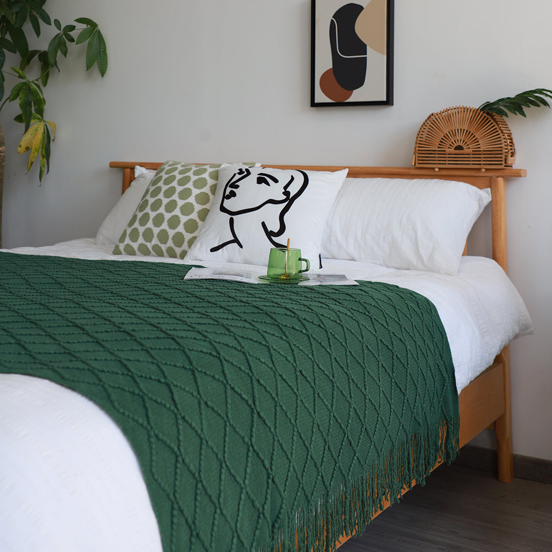 Green Diamond Pattern Knitted Throw Blanket
