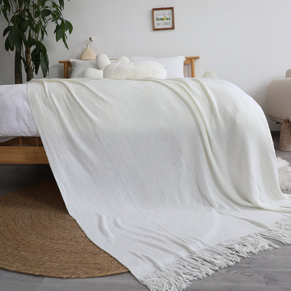 White Acrylic Knitted Throw Blanket