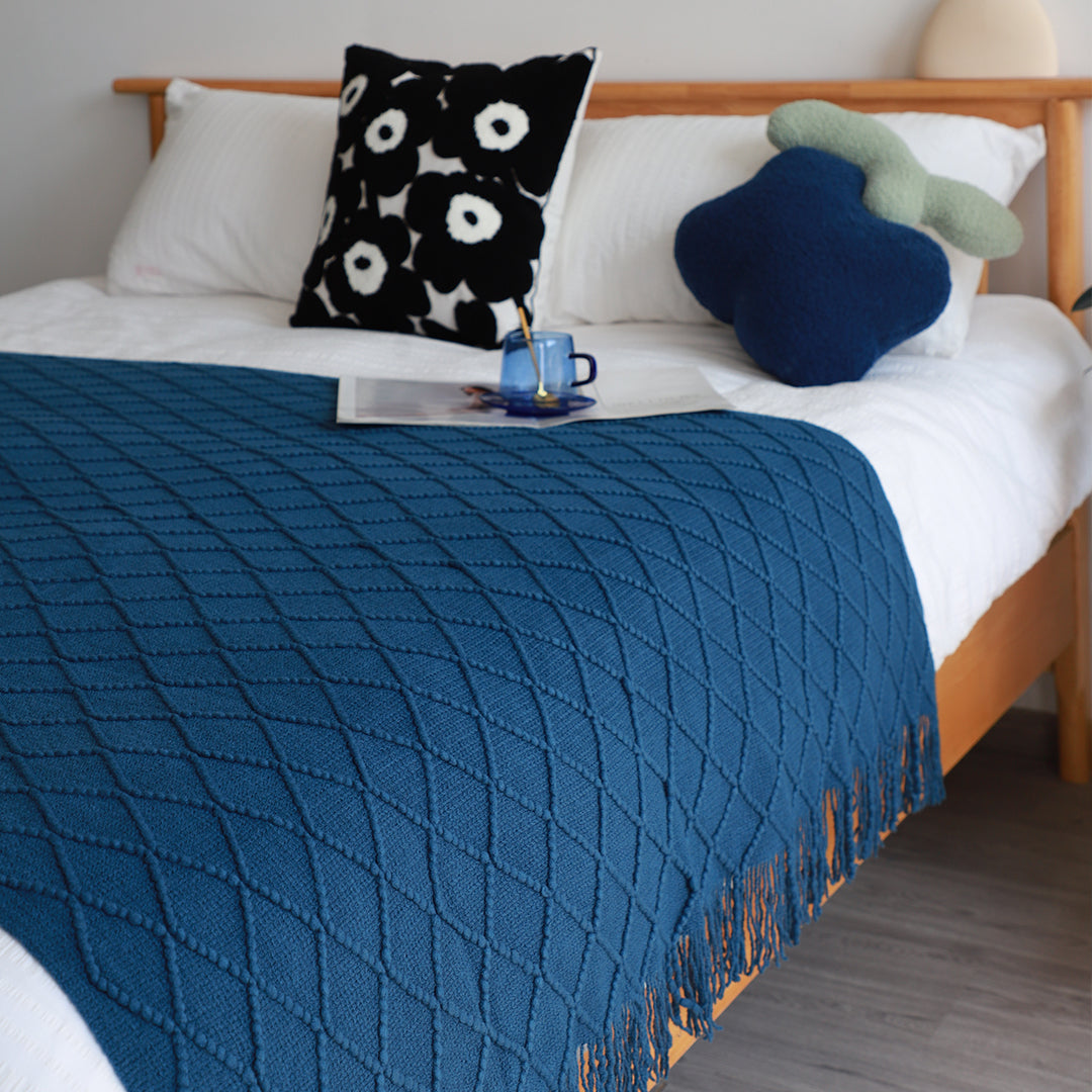 Royal Blue Diamond Pattern Knitted Throw Blanket