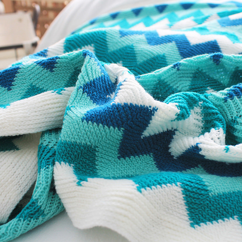 170cm Blue Acrylic Zigzag Throw Blanket