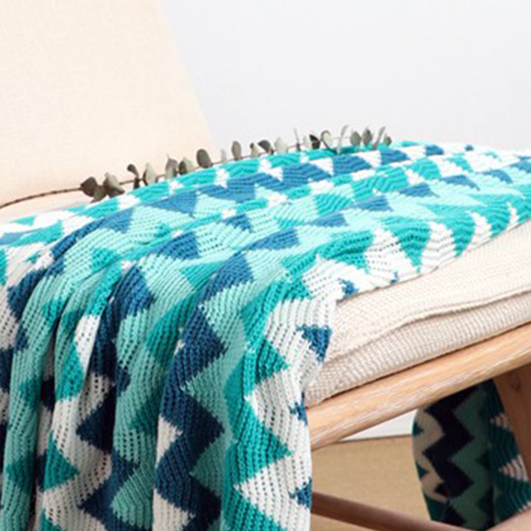 170cm Blue Acrylic Zigzag Throw Blanket