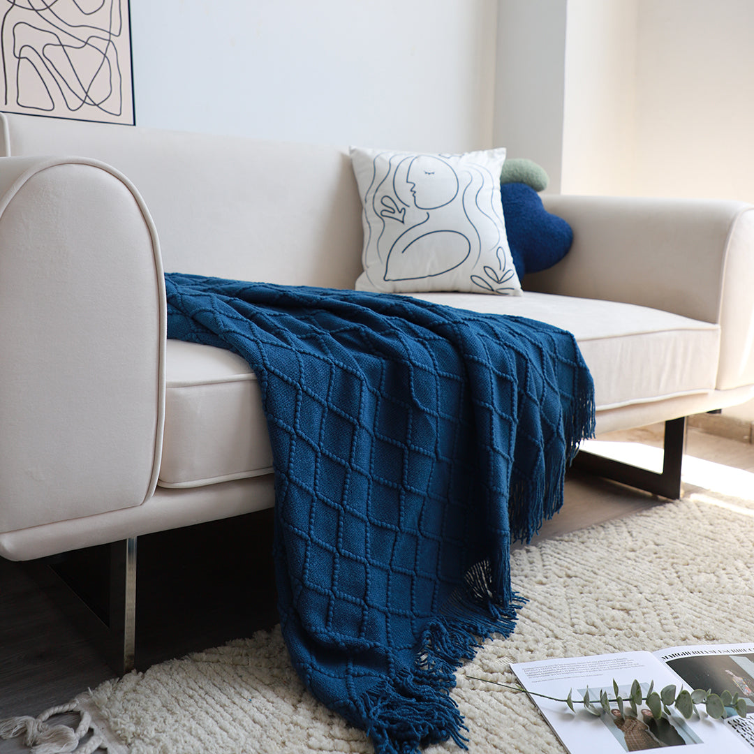Royal Blue Diamond Pattern Knitted Throw Blanket