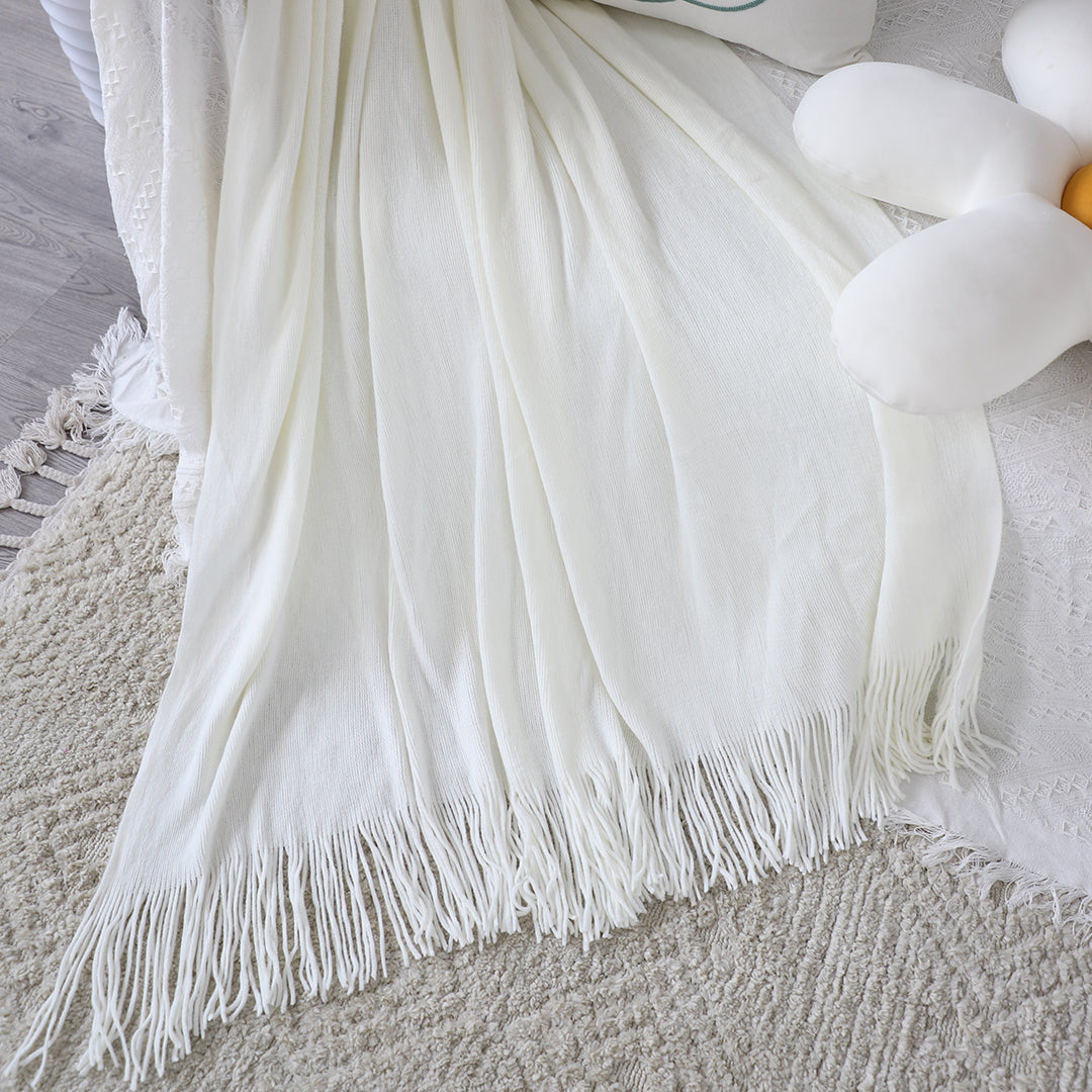 White Acrylic Knitted Throw Blanket