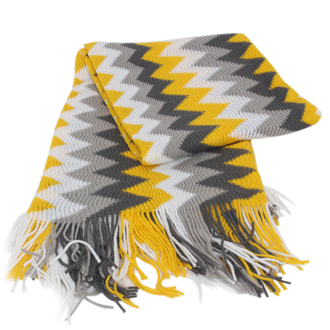 170cm Yellow Acrylic Zigzag Throw Blanket