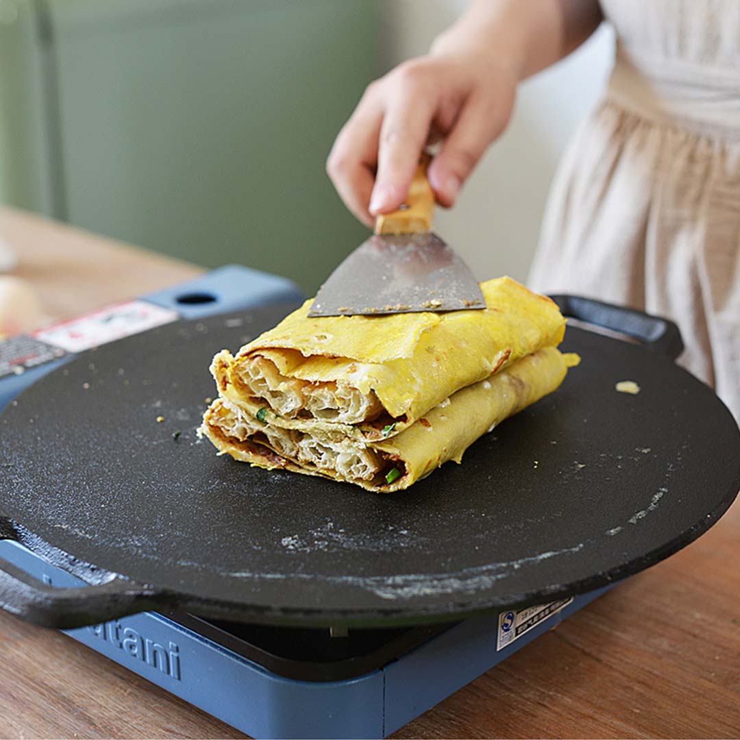 37cm Cast Iron Induction Crepes Pan Bakeware